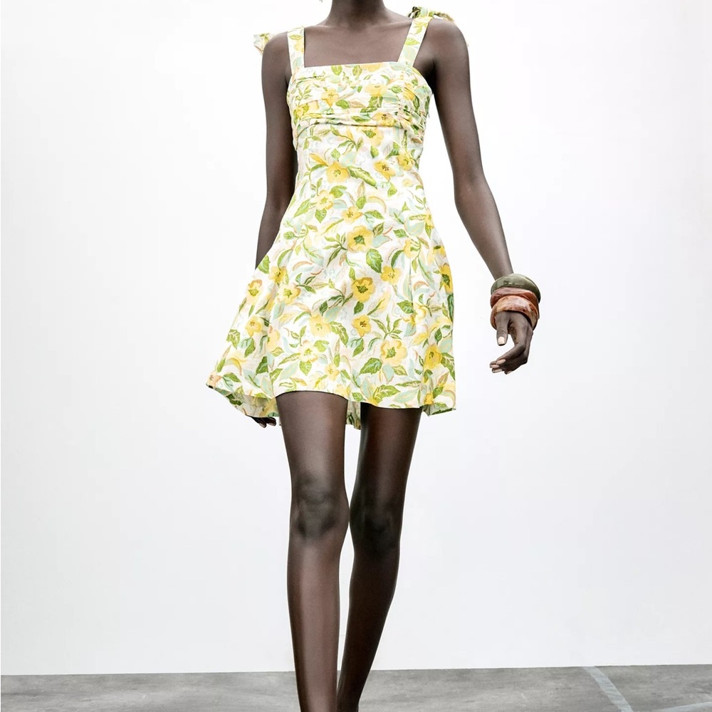 NWT PRINTED LINEN SHORT DRESS
